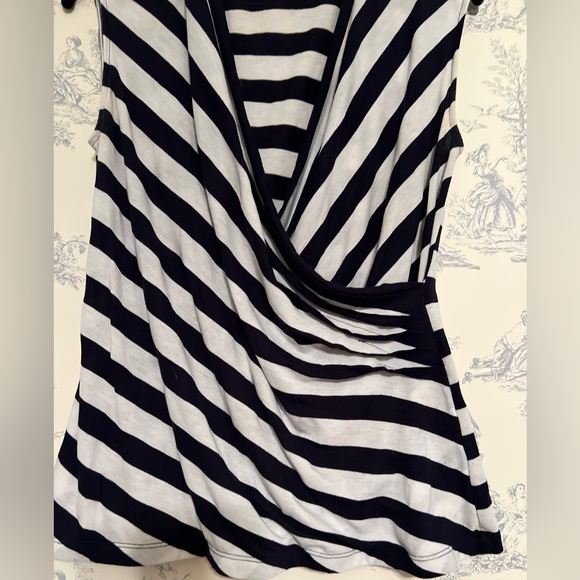 Evan Picone Classic Navy Striped Top - Picture 2 of 6